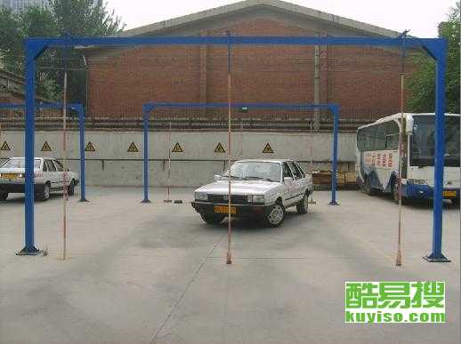 郑州酷易搜汽车陪驾服务 新手司机的安全驾驶伙伴