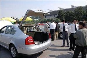 记东昌汽车千人试驾会 汽车陪驾服务的创新实践