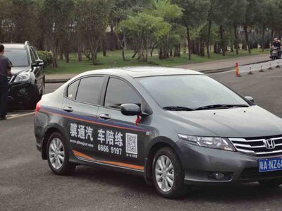 公司介绍_海口骐通汽车陪练陪驾服务